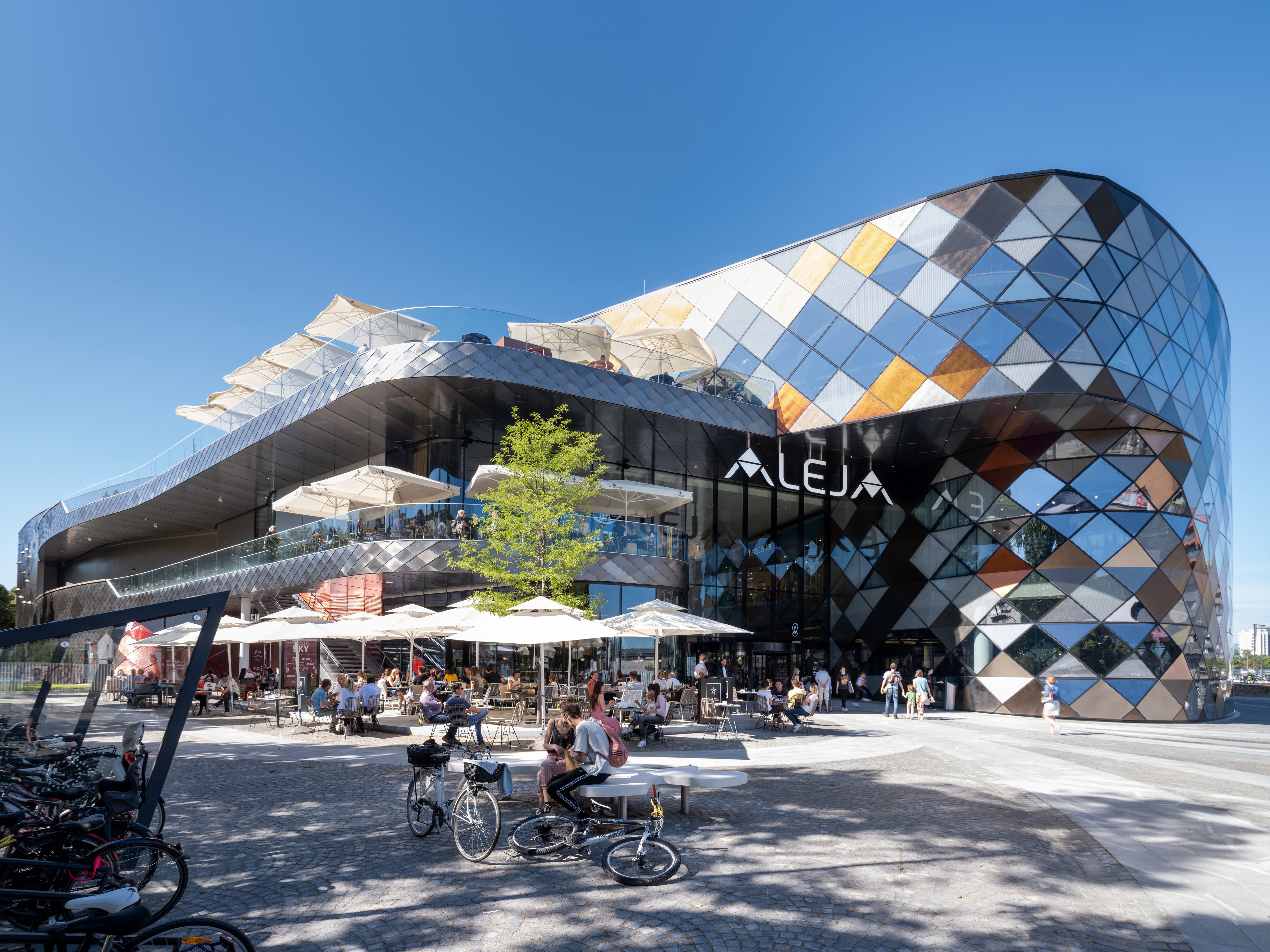 ALEJA District and Shopping Center in Ljubljana, integrally designed with BIM by ATP.<br><span class='image_copyright'>Pierer</span><br>